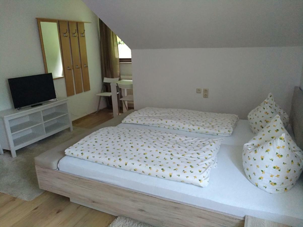 Pension Hofer Bad Berneck im Fichtelgebirge Extérieur photo